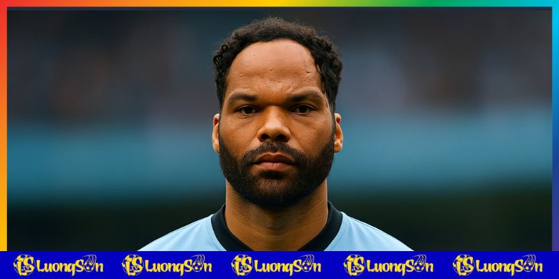 Trung vệ Joleon Lescott Man City ẩu đả với đội bạn